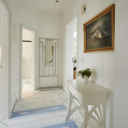Appartement Cremona 4 *